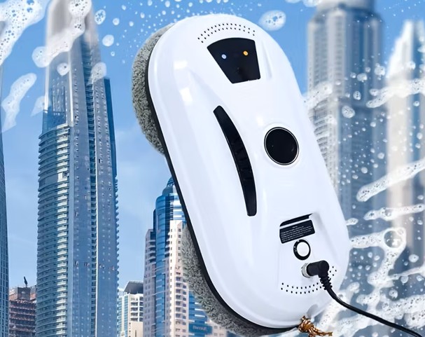 zmogljiv robotski čistilec oken